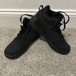 Youth Black Air Jordan’s. size 5.5